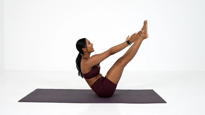 Fallen Triangle demonstrated by a certified trainer